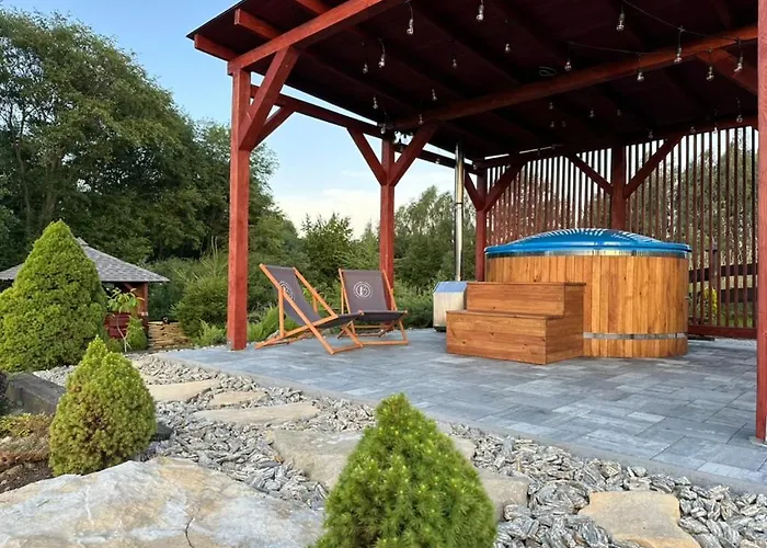 וילה Babelkowa Beskidy Z Balia Jacuzzi *